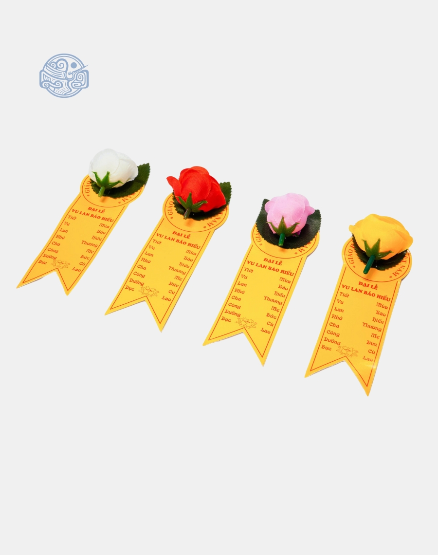 Hoa cài áo Vu Lan kèm thiệp dg50