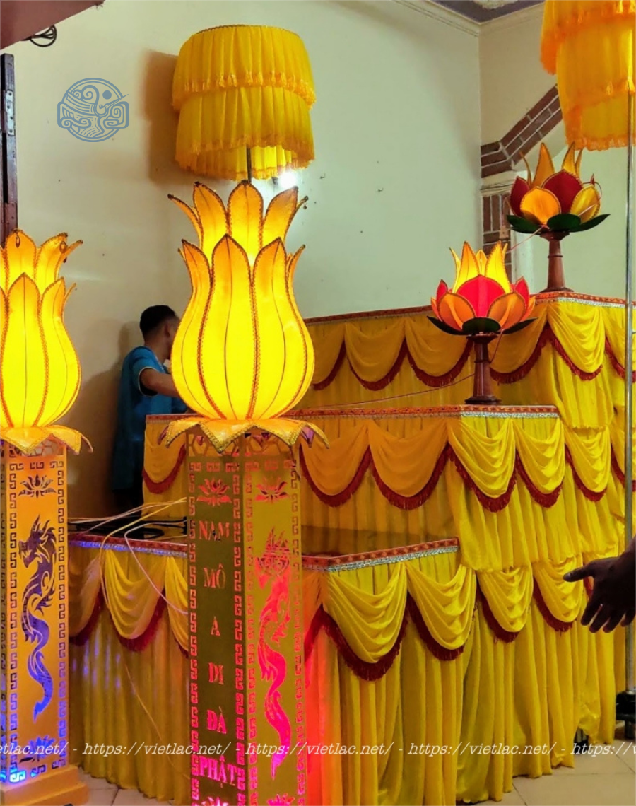 Bàn tam cấp kích thước 1m55 chất liệu inox - Ảnh 3